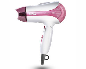 SKG 5103電吹風深度評測 性能、價格與用戶反饋全解析